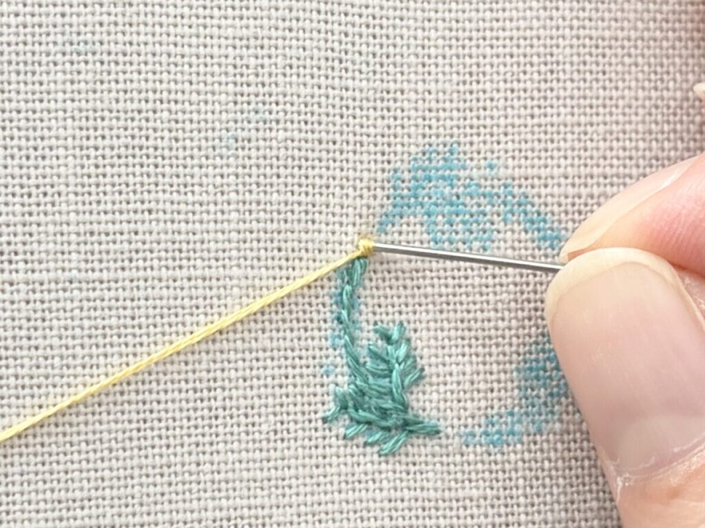 フレンチノットステッチのやり方をミモザの刺繍で解説